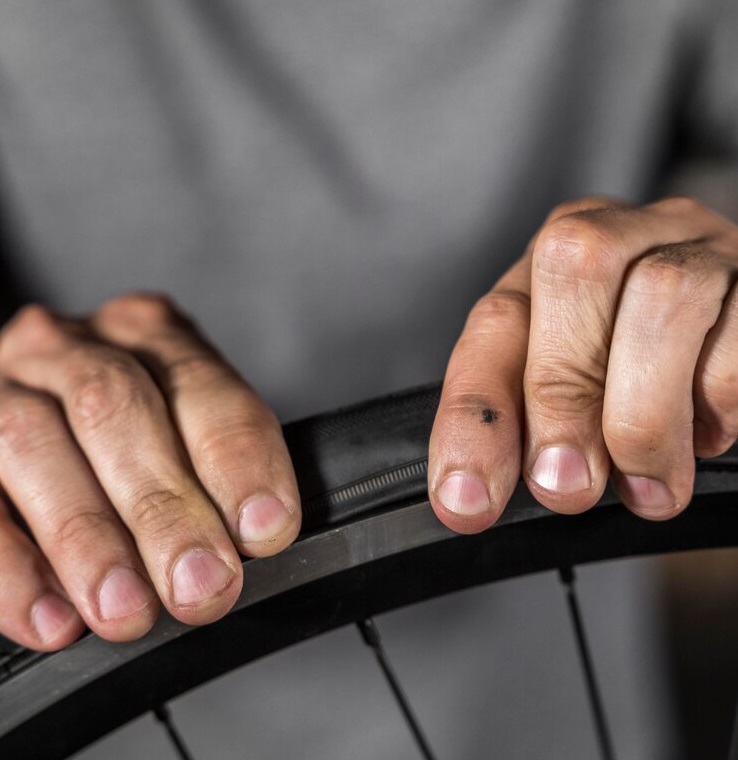 Кому подойдут герметики и антипрокольные жидкости